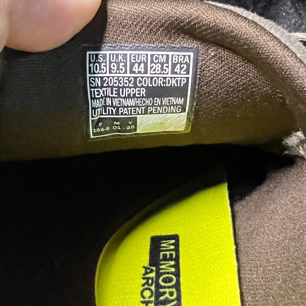 Skechers Slip-ins Garza Clive Sneakers Mens US 10.5 Taupe Memory Foam Shoes‎